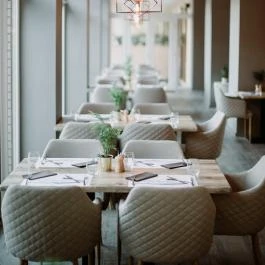 The Hotel Unforgettable - Hotel Tiliana by Homoky Hotels Budapest - Vendéglátás