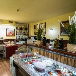 City Hotel Unió Budapest - Vendéglátás