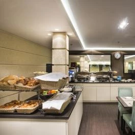 La Prima Fashion Hotel Budapest - Vendéglátás