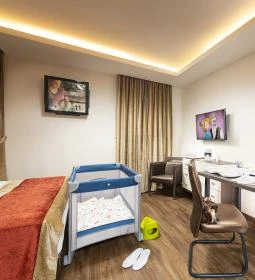 Opera Garden Hotel & Apartments