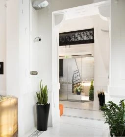 Opera Garden Hotel & Apartments