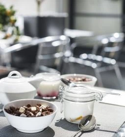 Opera Garden Hotel & Apartments