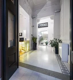 Opera Garden Hotel & Apartments