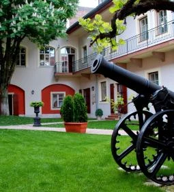 St. George Residence Hotel