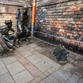 Pál utcai fiúk szobra Budapest - Külső kép