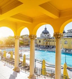 Széchenyi Gyógyfürdő és Uszoda