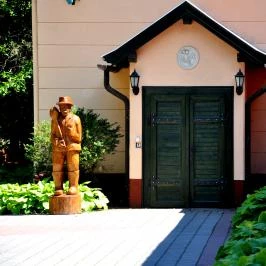 Forster Vadászkastély és Szálloda Bugyi - Vendéglátás