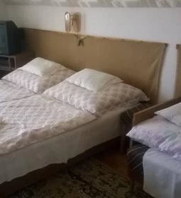 Póczáné Vendégszobái