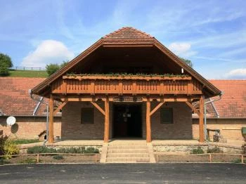 Ménes Vendégház Bükkösd