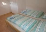 Hegyalja Apartman Cák