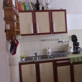 Hegyalja Apartman Cák - Vendéglátás