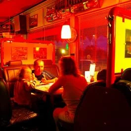 V8 Vendéglő Cece - Egyéb