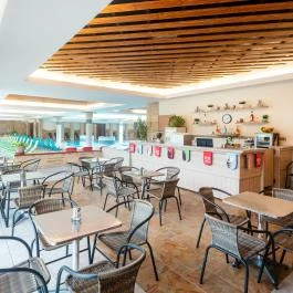 Hotel Aquarell Cegléd - Vendéglátás