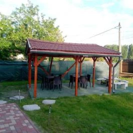 Angyal Apartman Cserkeszőlő - Medence/kert