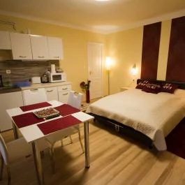 Angyal Apartman Cserkeszőlő - Szobák