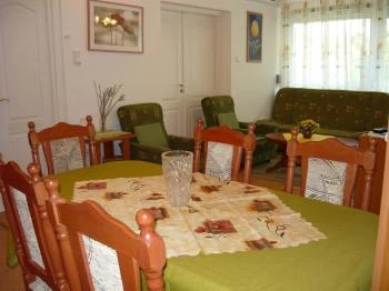 Anna Gyógyvizes Apartman Cserkeszőlő