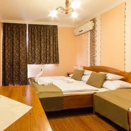 Royal Hotel Cserkeszőlő - Szobák