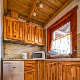 Touring Faházak Cserkeszőlő - Egyéb