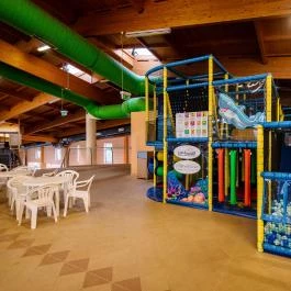 Touring Faházak Cserkeszőlő - Egyéb