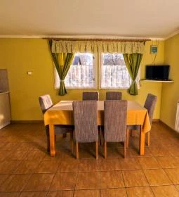 Touring Üdülőházak