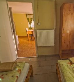 Touring Üdülőházak