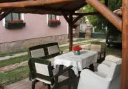 Apartman Vörösdombi Vendégház Cserkút