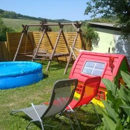 Zöld Vendégház Csernely - Medence/kert