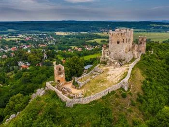 Cseszneki vár Csesznek