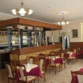 Korona Panzió Csokonyavisonta - Vendéglátás