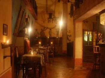 Bohém Kávéház és Étterem Csongrád