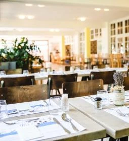 Holiday Hotel Csopak