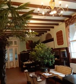 Meller Kastély Villa