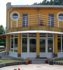 Nautilus Étterem & Panzió