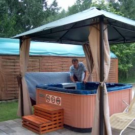 Nautilus Étterem & Panzió Dabas - Egyéb