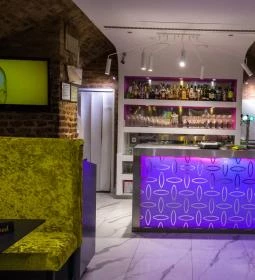 Csokonai Söröző & Étterem