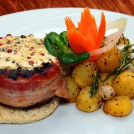 Hotel Óbester étterme - John Bull Pub Debrecen - Egyéb