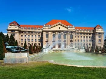 Egyetem tér Debrecen