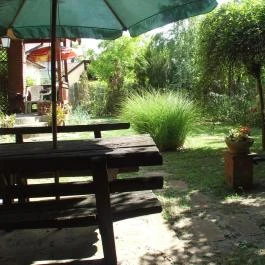 Garden Vendégház Debrecen - Medence/kert