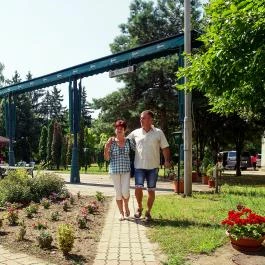 Hotel Nagyerdő Debrecen - Medence/kert