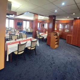 Hotel Nagyerdő Debrecen - Vendéglátás