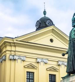 Emlékkert és Bocskai István szobra 