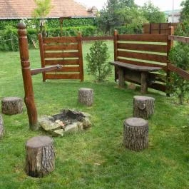 Bodza Vendégház Demjén - Medence/kert