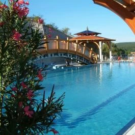 Cascade Resort & Spa Wellness Hotel Demjén - Medence/kert