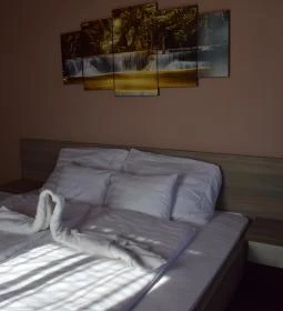 Elringat - lak Apartmanház