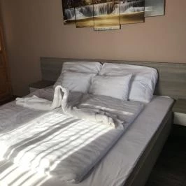 Elringat - lak Apartmanház Demjén - Szobák