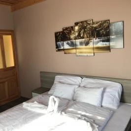 Elringat - lak Apartmanház Demjén - Szobák