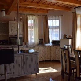 Elringat - lak Apartmanház Demjén - Vendéglátás
