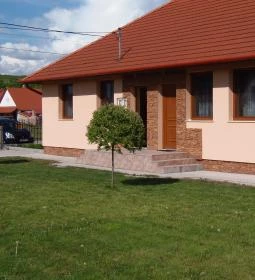 Natura Vendégházak