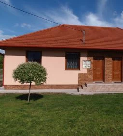 Natura Vendégházak