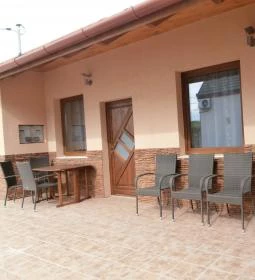 Natura Vendégházak